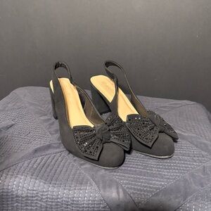 Gabor Black Slingback Heels with Bow Accent